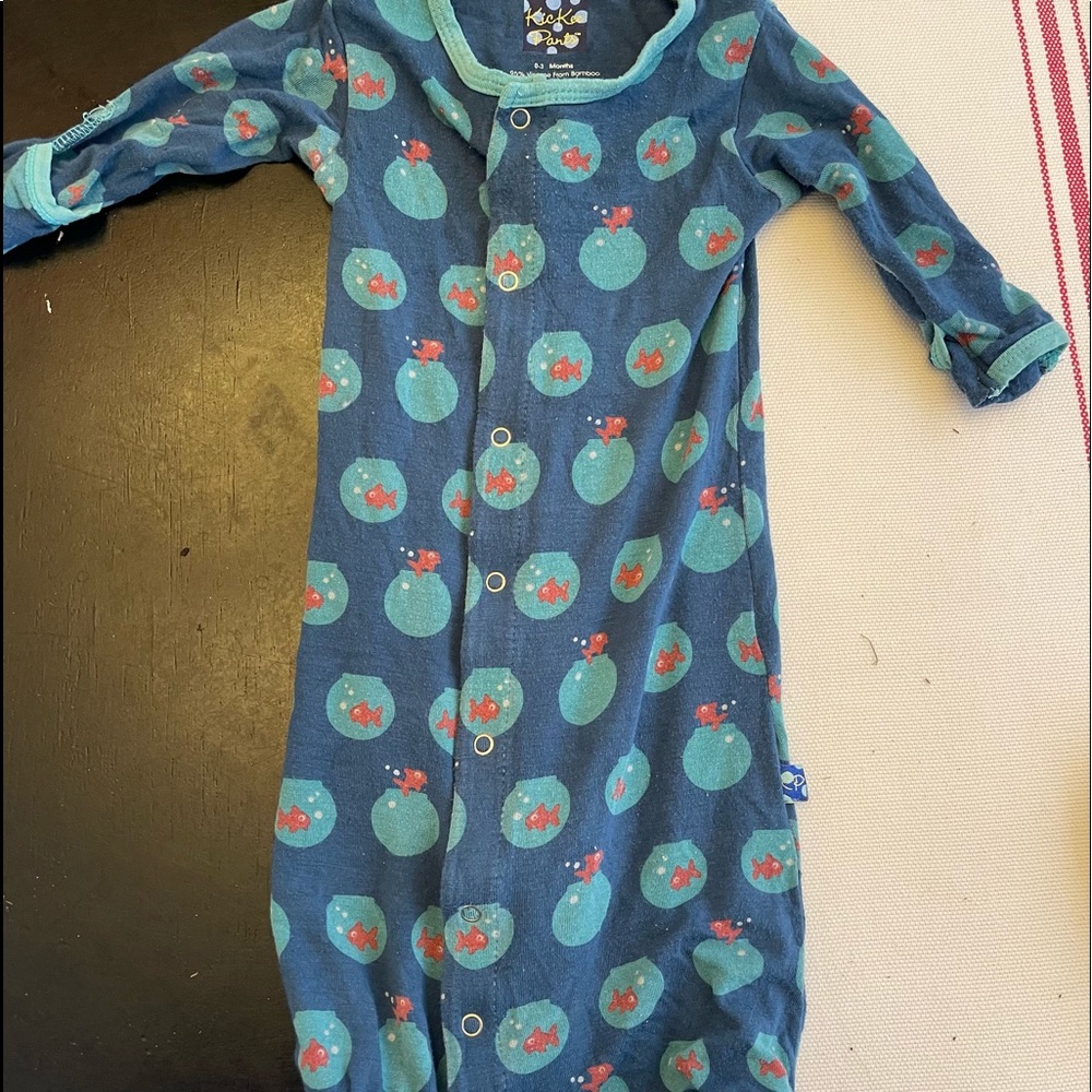 Kickee fish bowl outfit